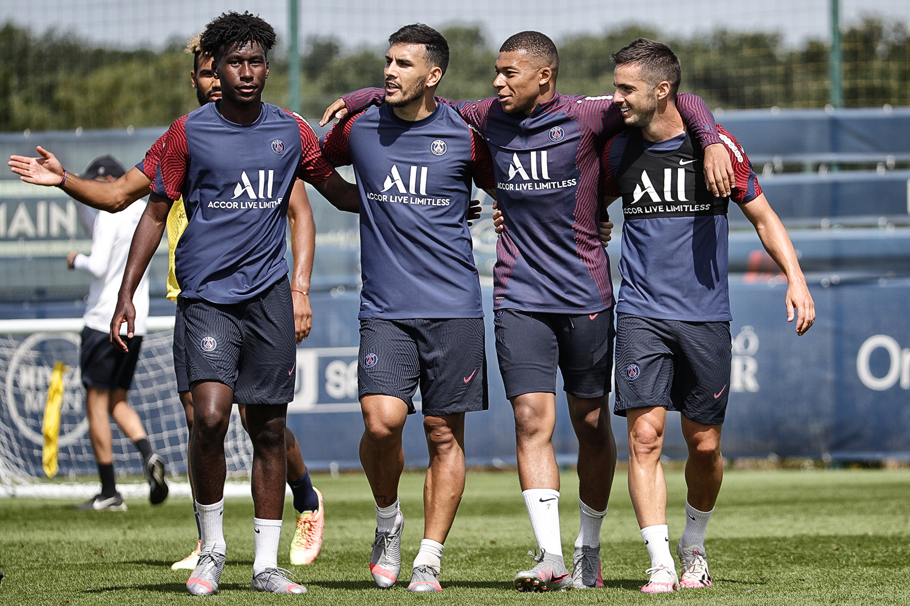 The best photos of todays training session Paris Saint-Germain