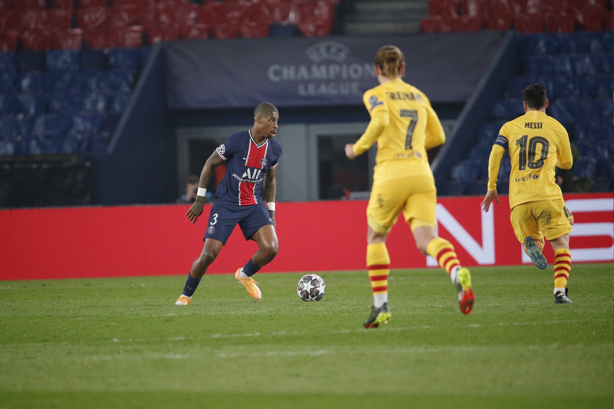 Le grand format ParisBarcelone Paris SaintGermain