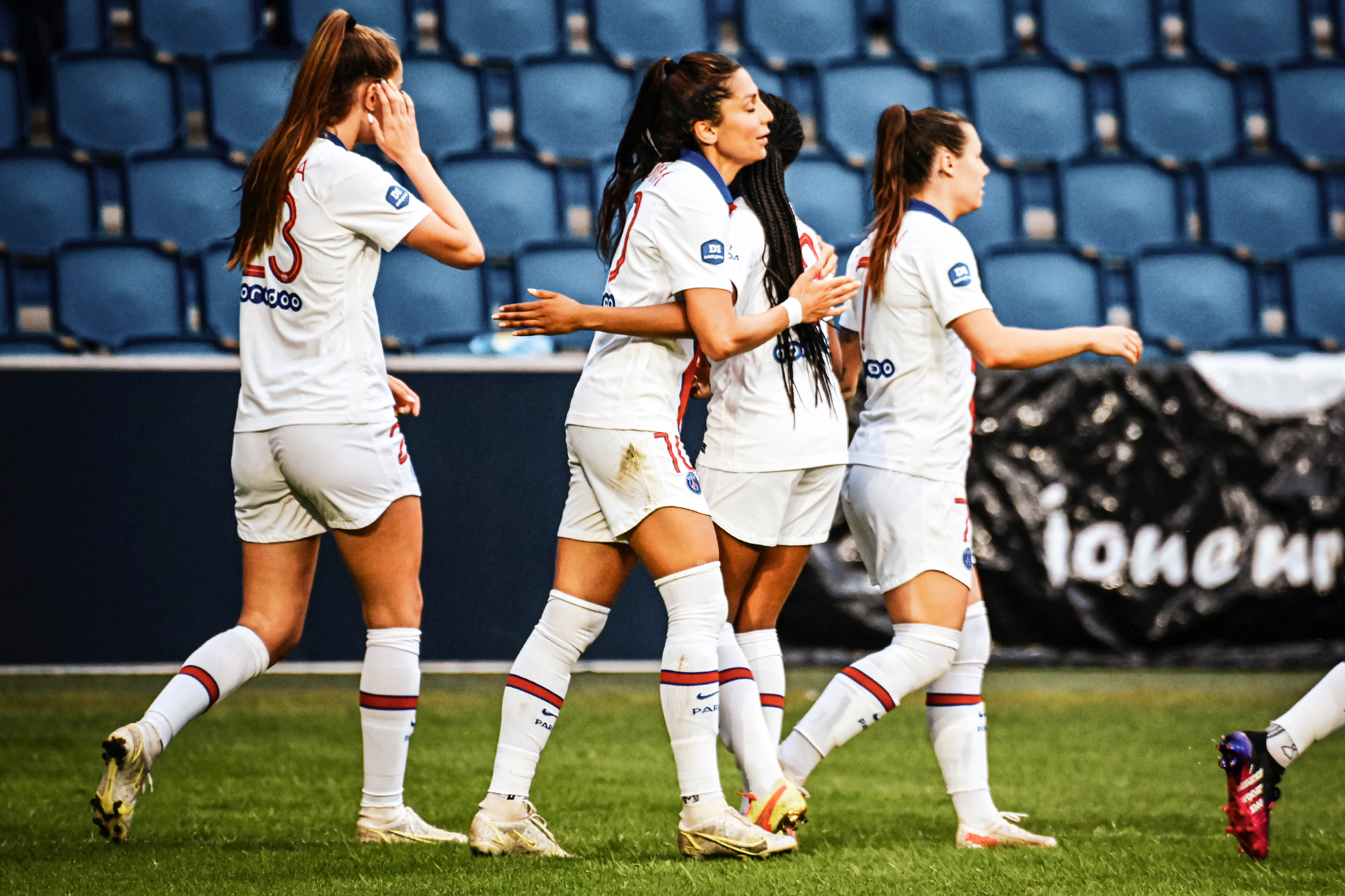 Paris SaintGermain Football Club Femenino Oceane Hurtre  Hot Soccer Girls