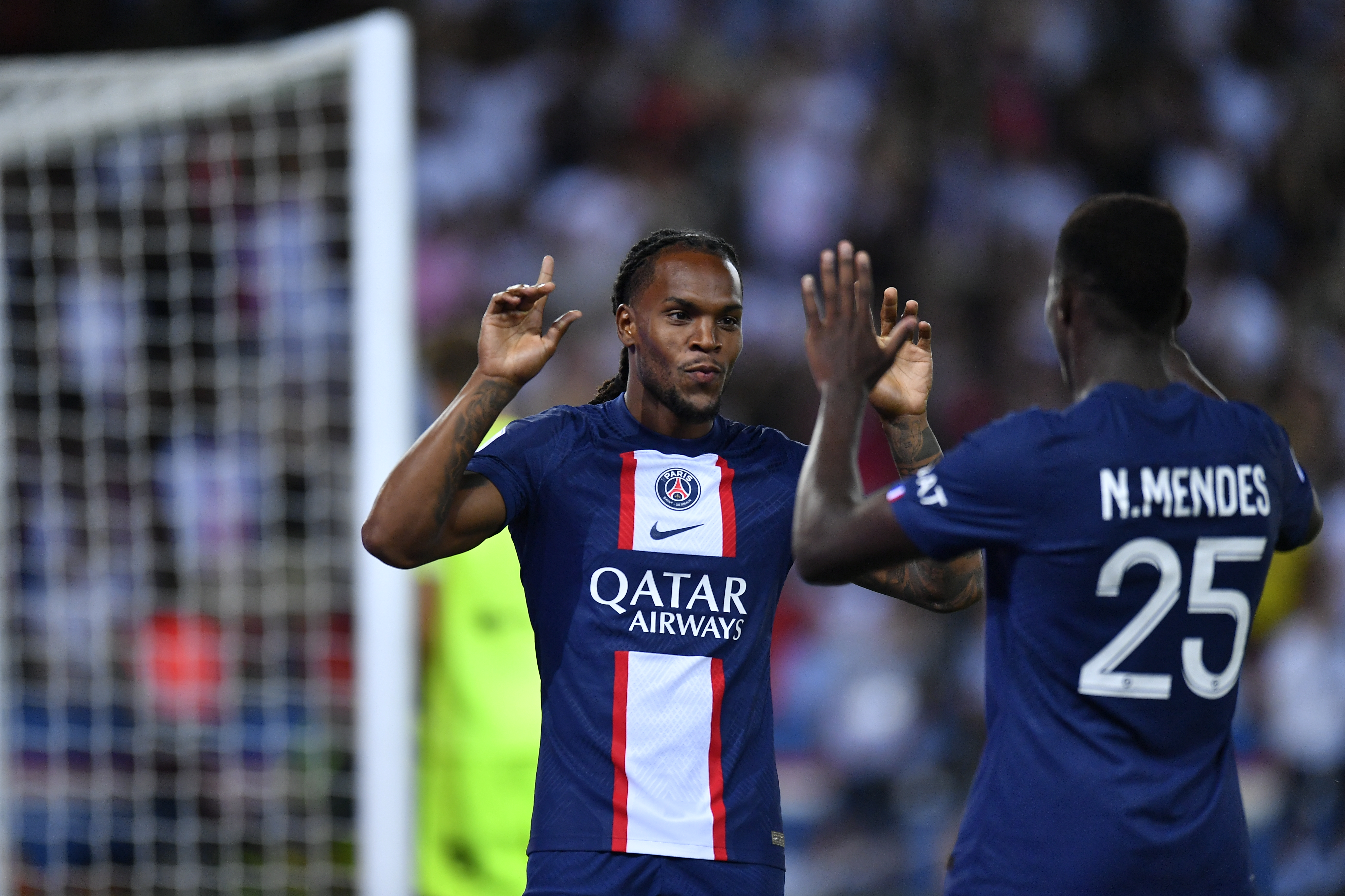 Renato sanches kit sales number