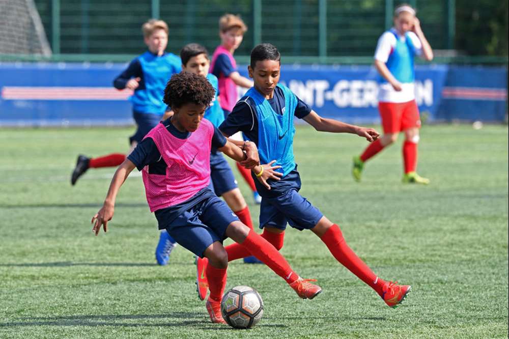 Stage de foot PSG Academy - une semaine au rythme des pros