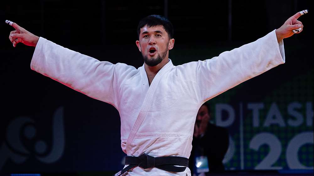Davlat Bobonov (octobre 2022)