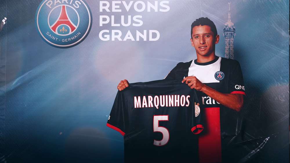 La Source Parisienne on X: Bon j'ai reçu plus de 70 messages hier pour la  doudoune que portait Marquinhos lors de PSG-REAL. La voici et elle est déjà  disponible à la boutique