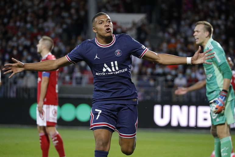 /media/256590/4-brest-mbappe.jpg