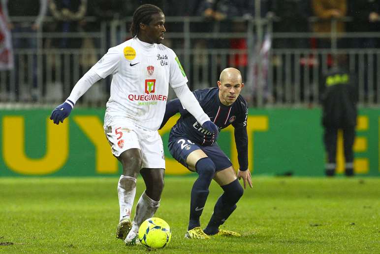 /media/256593/24-brest-mendy.jpg
