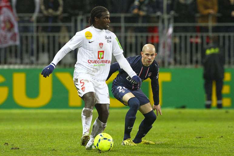 /media/274385/24-mendy.jpg