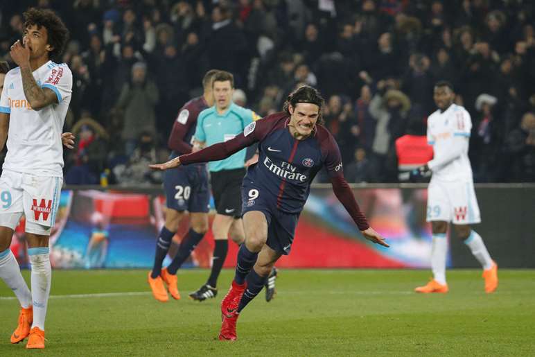 /media/276901/158-cavani.jpg