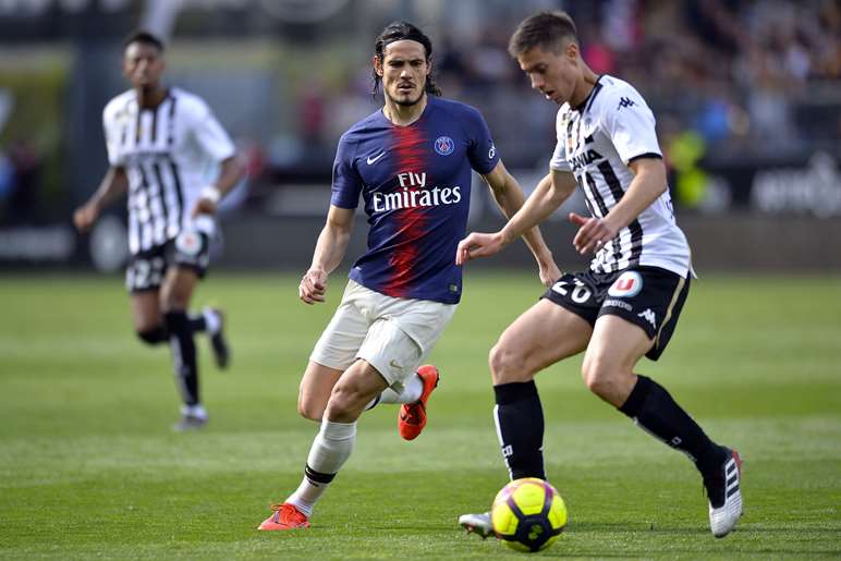 /media/278549/29-cavani.jpg