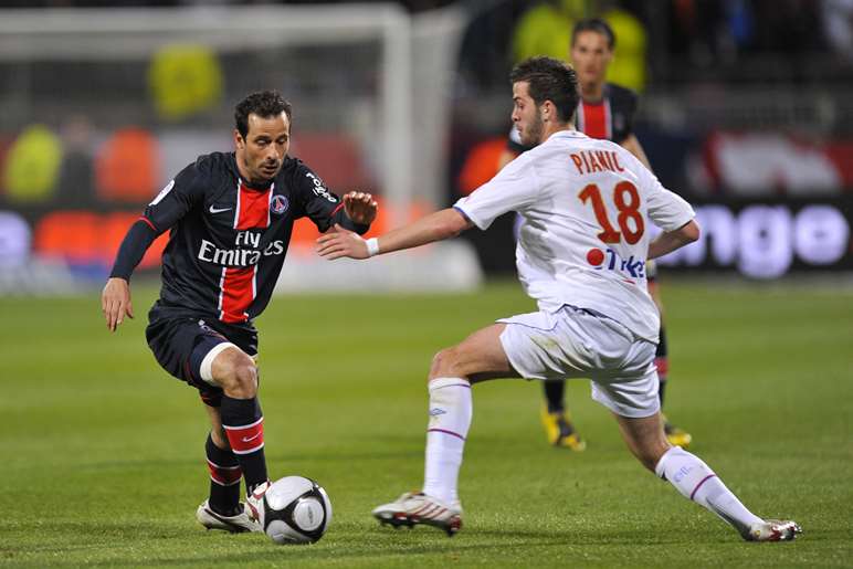/media/280871/30-lyon-2009-giuly.jpg