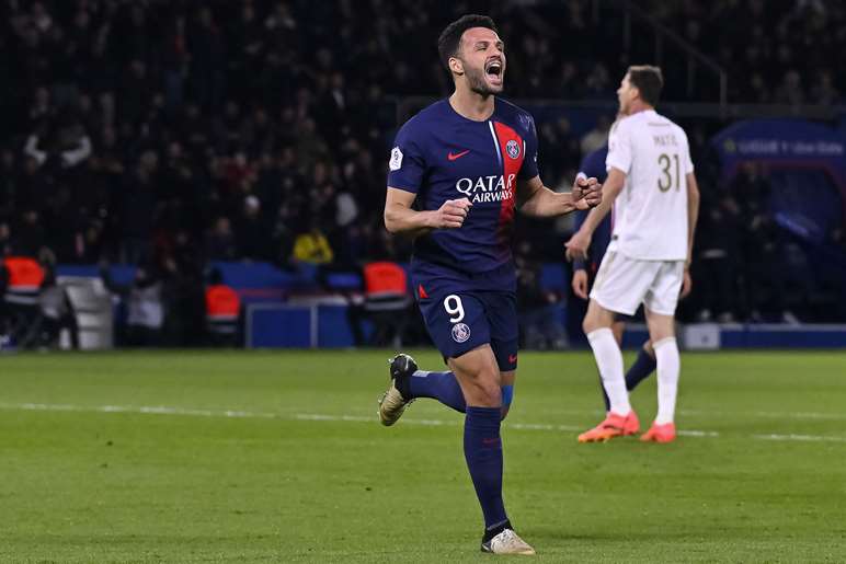 /media/280875/172-lyon-joie-ramos.jpg