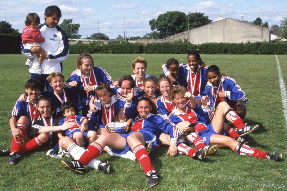 FEMININE 03/06/2001 Championnat D2 PSG FEMININE-TOURS 2-1