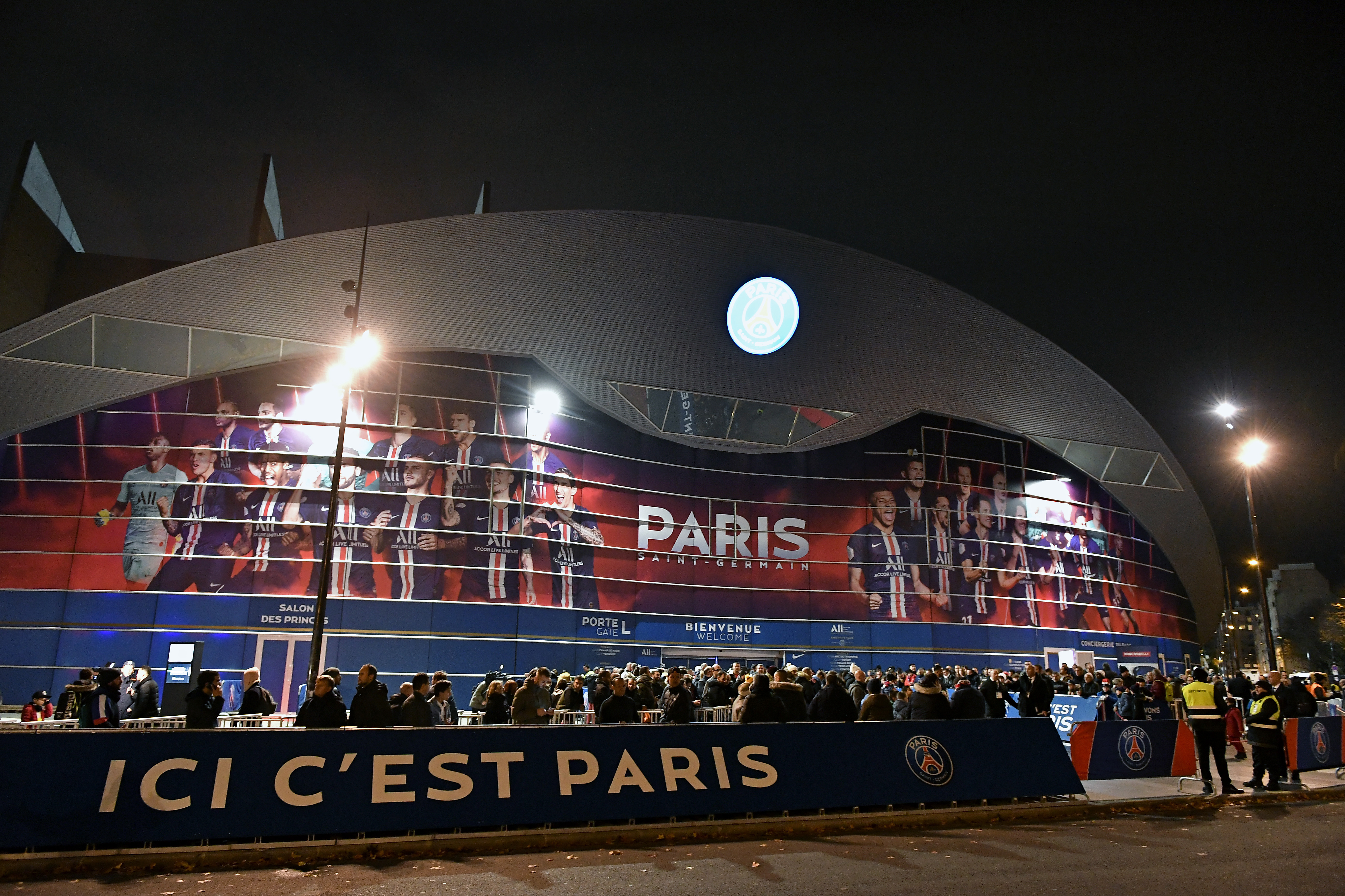 The Parc Des Princes Stadium Paris France Stock Photo - Download Image Now  - Paris St-Germain FC, Soccer, Building Exterior - iStock
